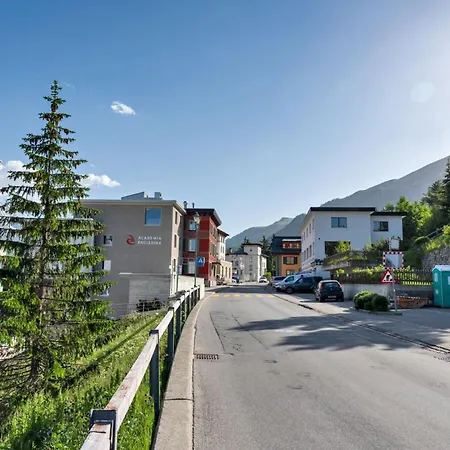Apartment Chesa Quadratscha - Samedan