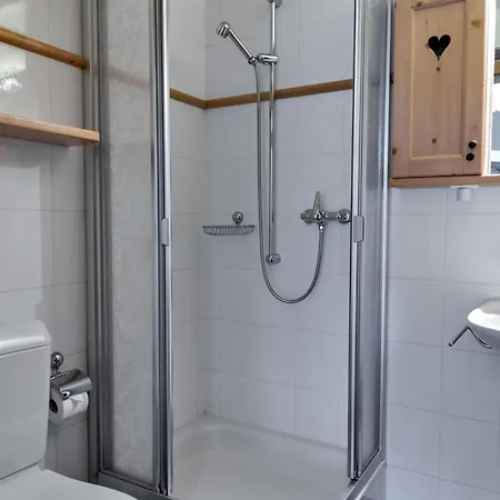 Chesa Quadratscha - Apartman *